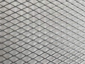 expanded metal roll